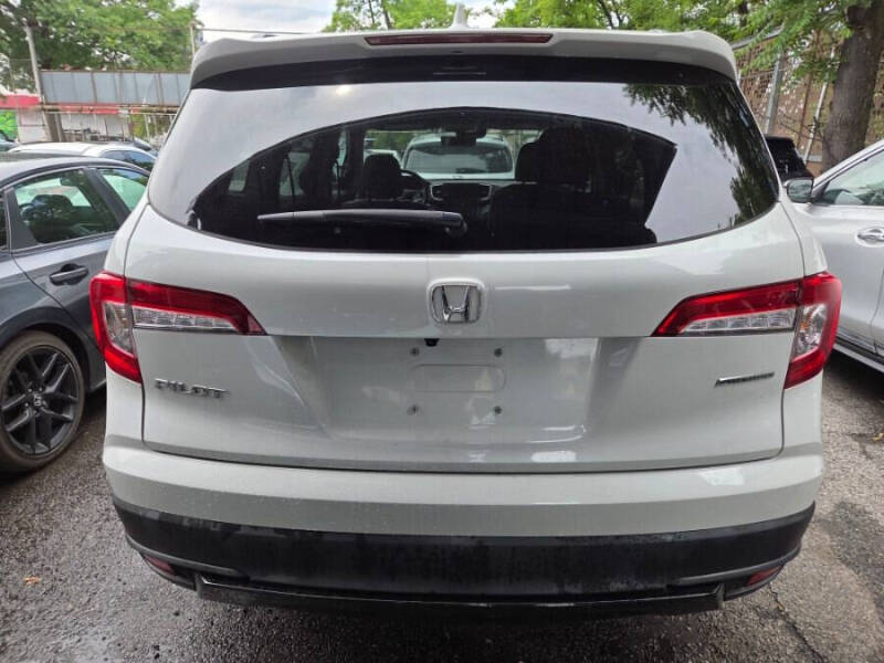 2022 Honda Pilot SE