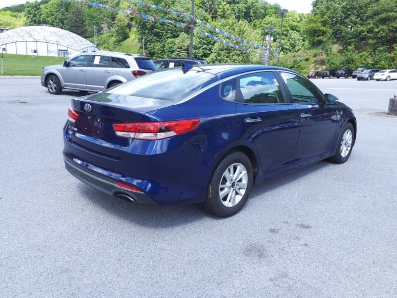 2017 Kia Optima LX