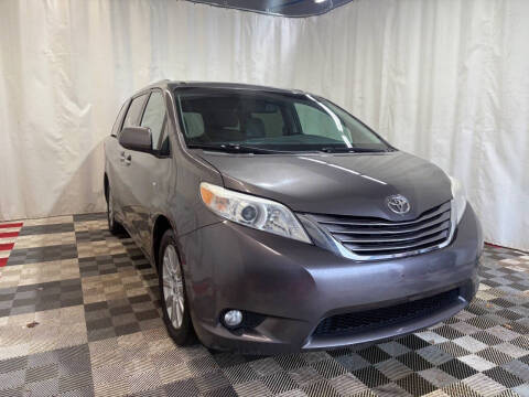 2016 Toyota Sienna XLE 7-Passenger