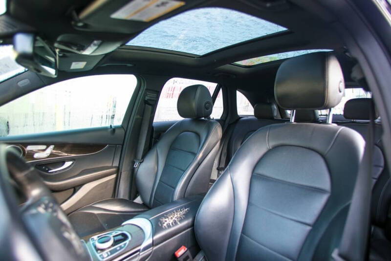 2019 Mercedes-Benz GLC GLC 300 4MATIC