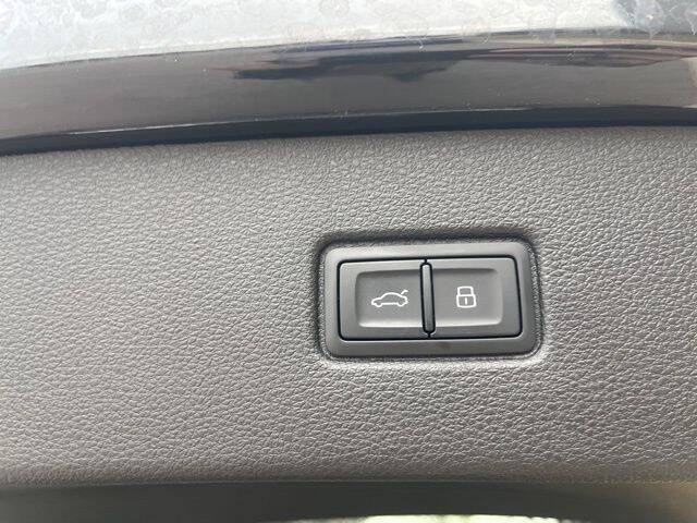 2025 Audi Q7 quattro Premium Plus 55 TFSI