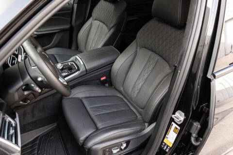 2021 BMW X7 ALPINA XB7