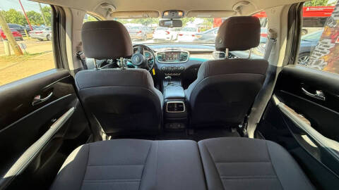 2017 Kia Sorento LX