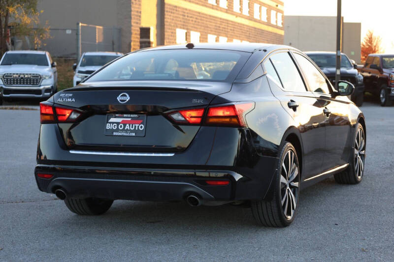 2022 Nissan Altima 2.5 SR