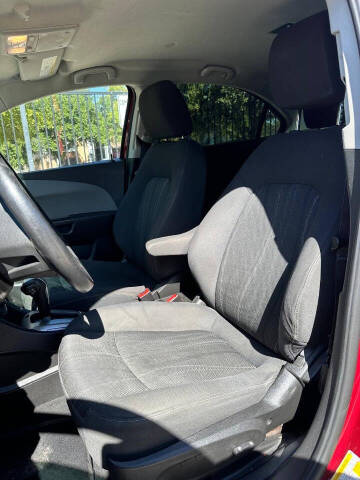 2019 Chevrolet Sonic LT Auto