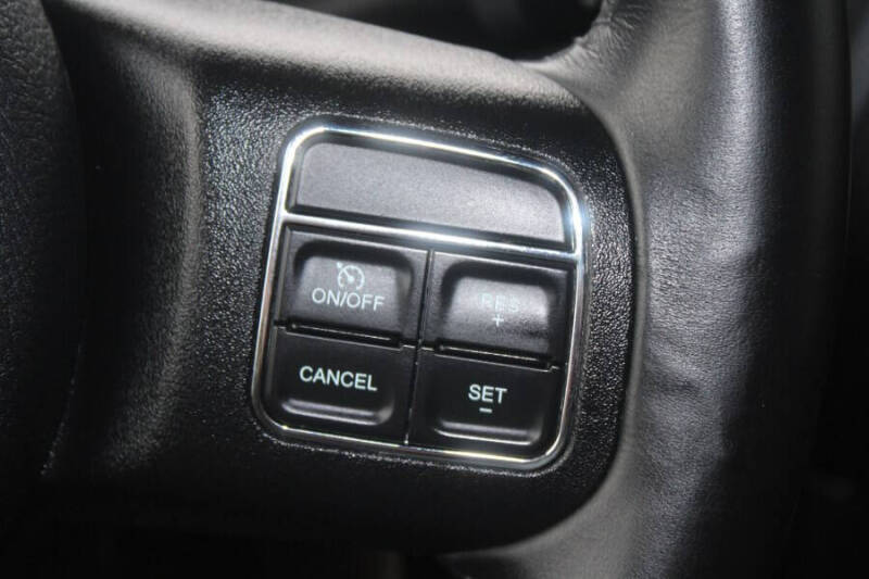 2017 Jeep Wrangler Willys Wheeler