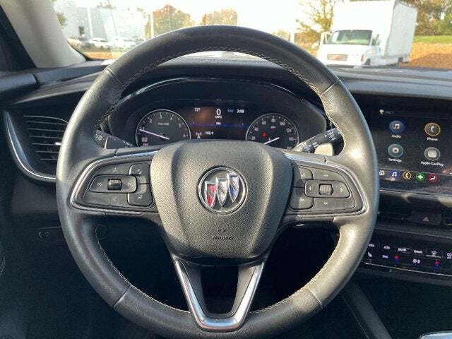 2023 Buick Envision 32