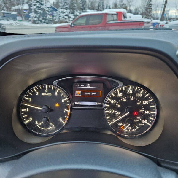 2017 Nissan Pathfinder S