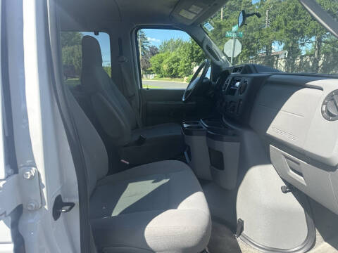 2013 Ford E-Series E-350 SD XL