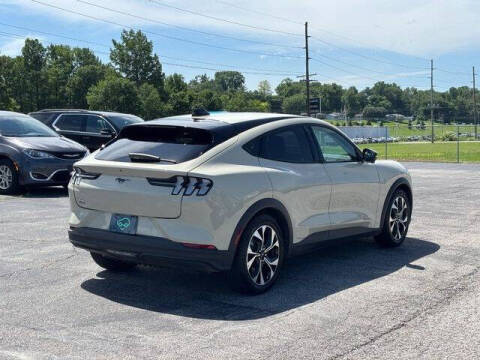 2025 Ford Mustang Mach-E Select