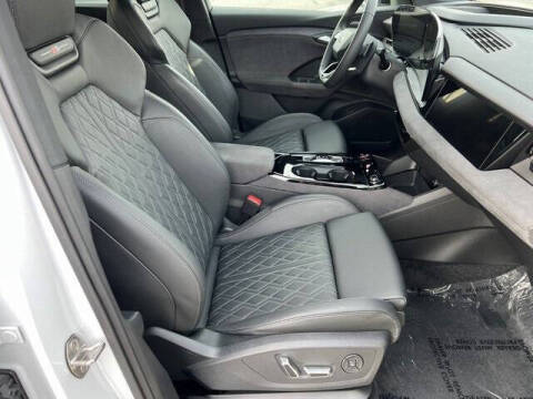 2025 Audi SQ6 e-tron quattro Prestige