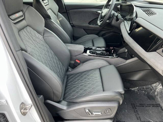 2025 Audi SQ6 e-tron quattro Prestige