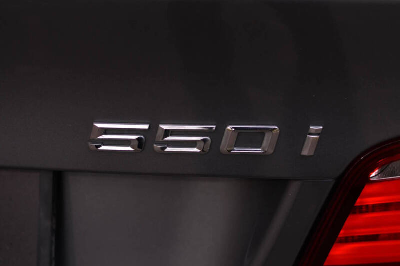 2012 BMW 5 Series 550i xDrive