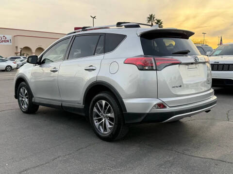 2016 Toyota RAV4 Hybrid XLE