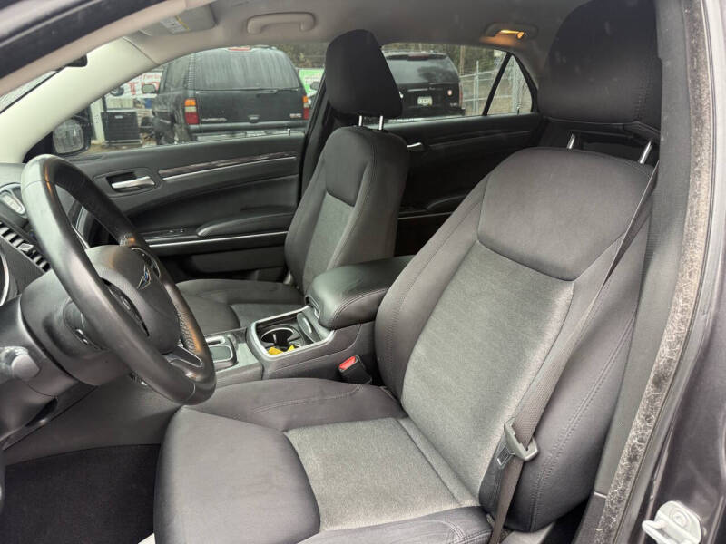 2021 Chrysler 300 Touring