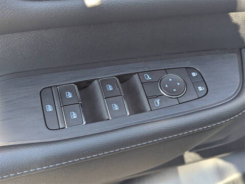 2025 Nissan Armada SV