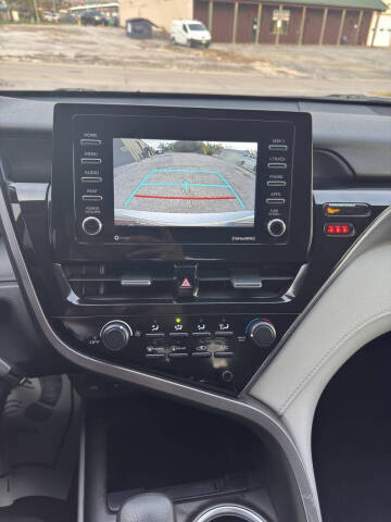 2021 Toyota Camry LE