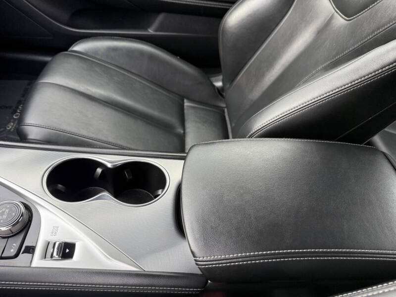 2017 Infiniti Q60 2.0T Premium