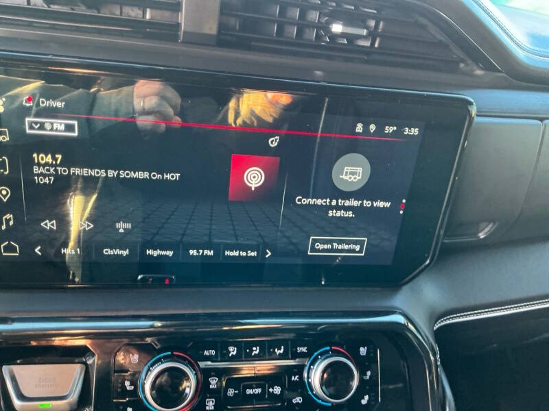 2023 GMC Sierra 1500 AT4X