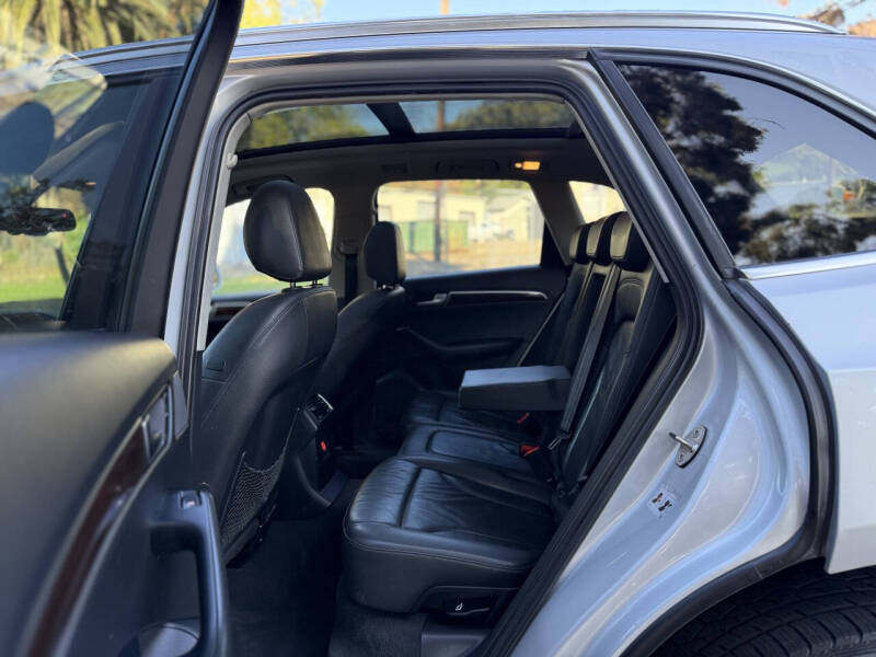 2010 Audi Q5 3.2 quattro Premium Plus