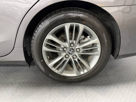 2016 Toyota Camry Hybrid SE