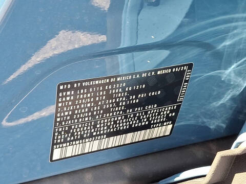 2025 Volkswagen Tiguan SE 4Motion