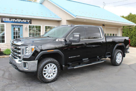 2021 GMC Sierra 2500HD for sale at Summit Motorcars in Wooster OH