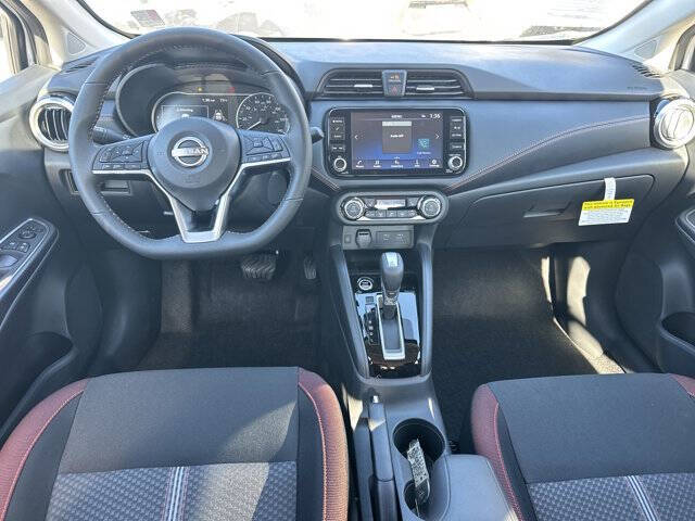 2025 Nissan Versa SR