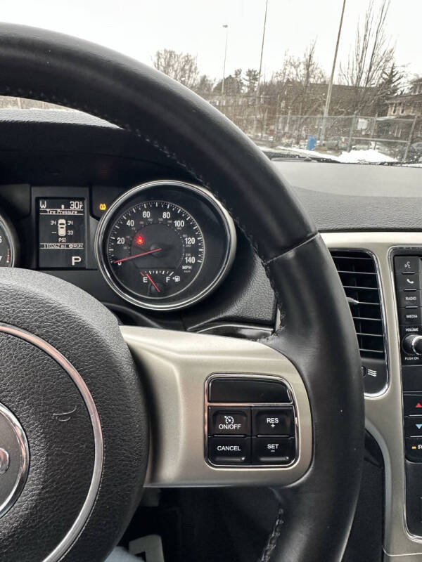 2011 Jeep Grand Cherokee Laredo X