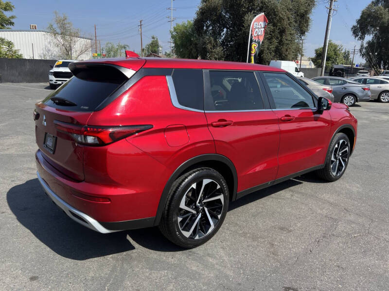 2024 Mitsubishi Outlander