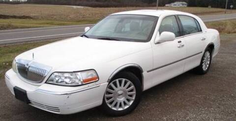 2003 Lincoln Town Car for sale at BSTMotorsales.com in Bellefontaine OH