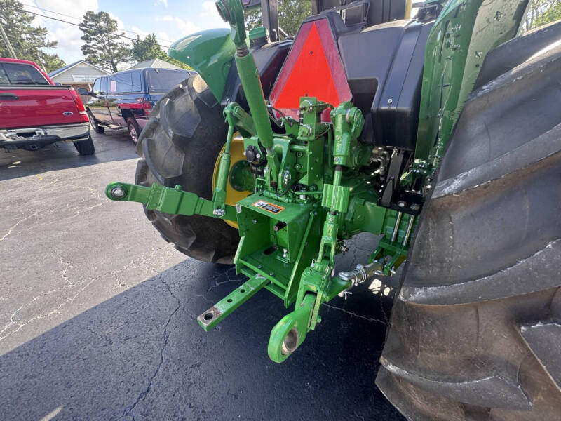 2024 John Deere 5075E