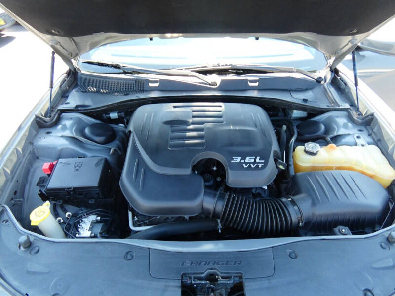 2017 Dodge Charger SXT