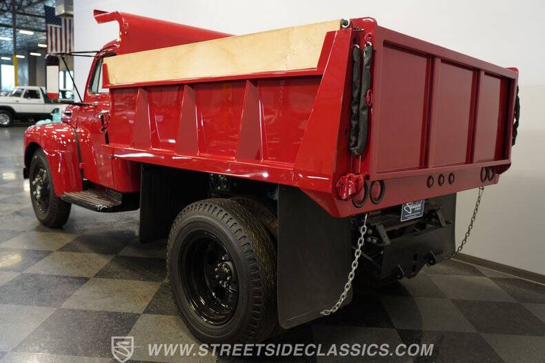 1949 Ford F-600