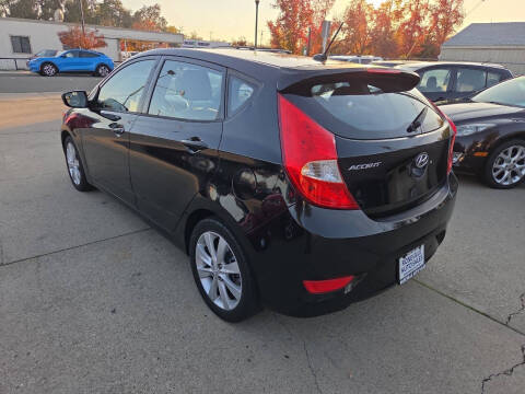 2014 Hyundai Accent SE
