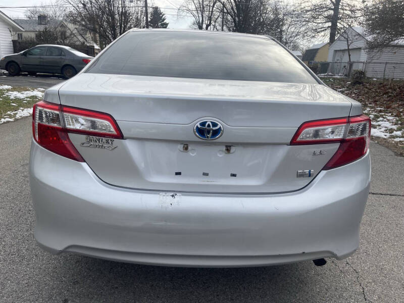 2012 Toyota Camry Hybrid LE