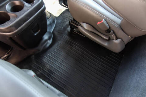 2023 Chevrolet Express 2500