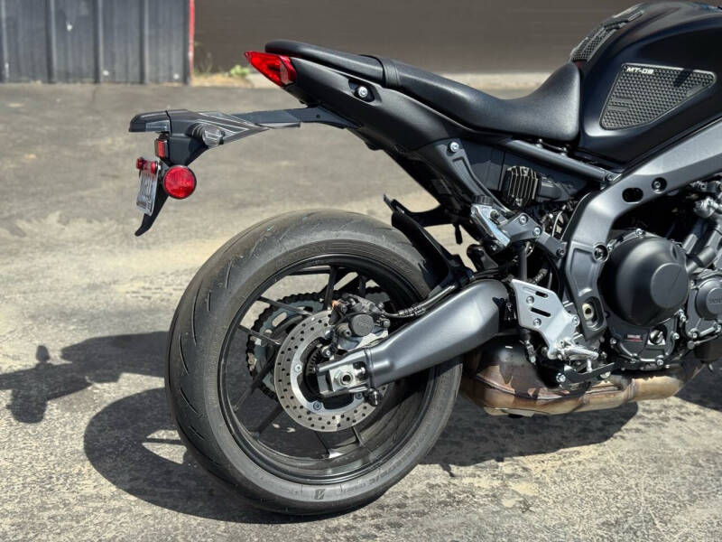 2022 Yamaha MT-09 LOW MILES!!