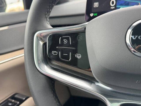 2025 Volvo EX90 Twin Plus 7P