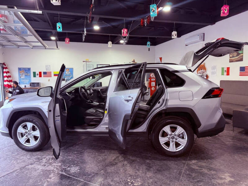 2019 Toyota RAV4 Hybrid LE