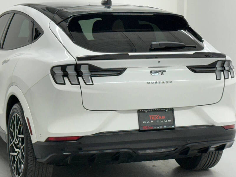 2022 Ford Mustang Mach-E GT