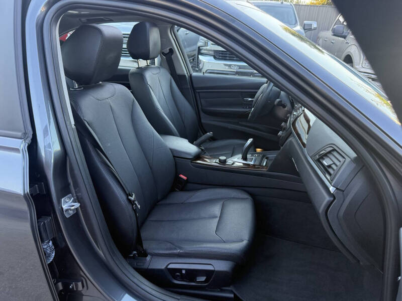 2014 BMW 3 Series 328i