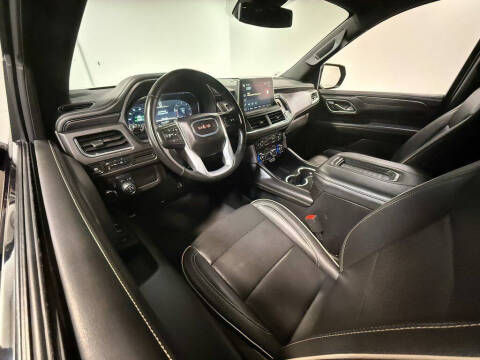 2024 GMC Yukon XL SLT