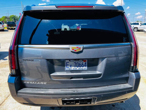 2019 Cadillac Escalade Luxury