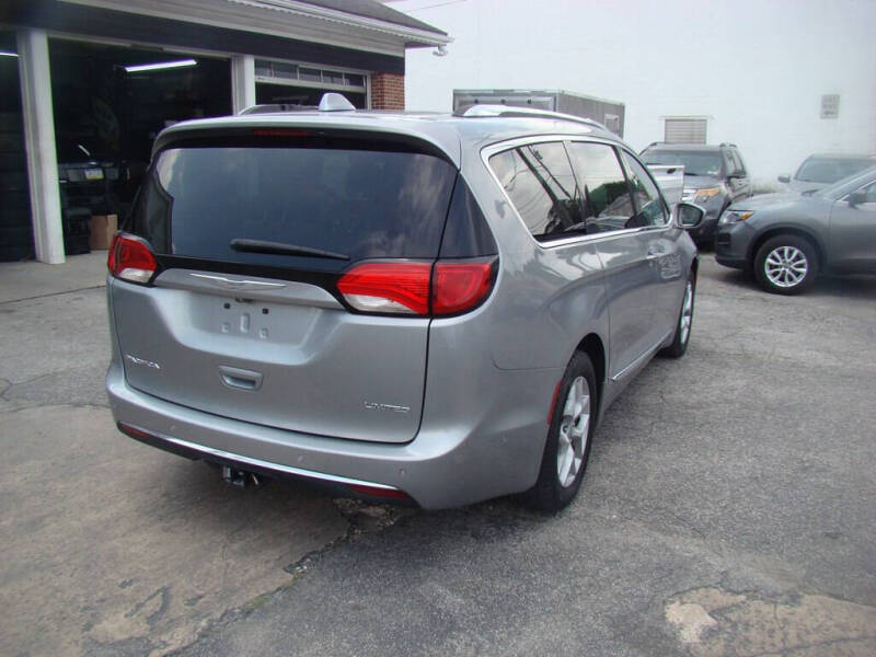 2017 Chrysler Pacifica Limited