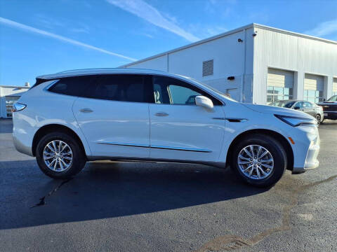 2023 Buick Enclave Essence