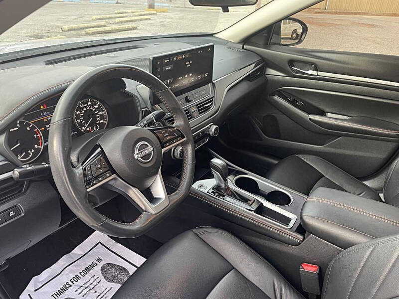 2024 Nissan Altima 2.5 SR