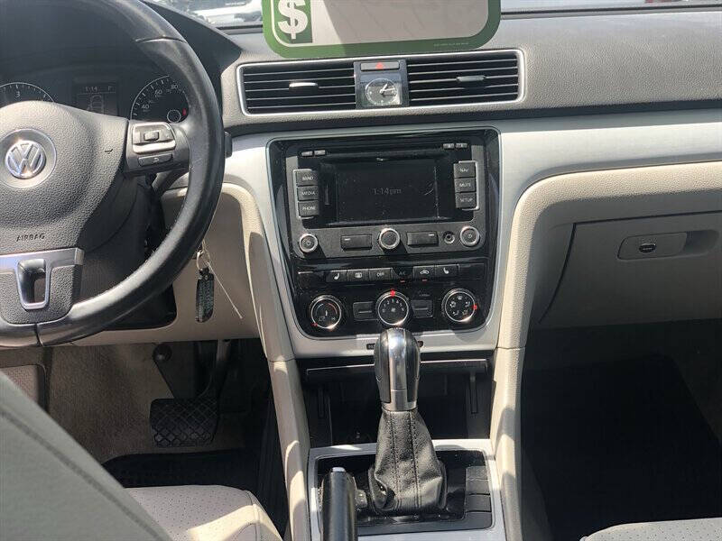 2013 Volkswagen Passat
