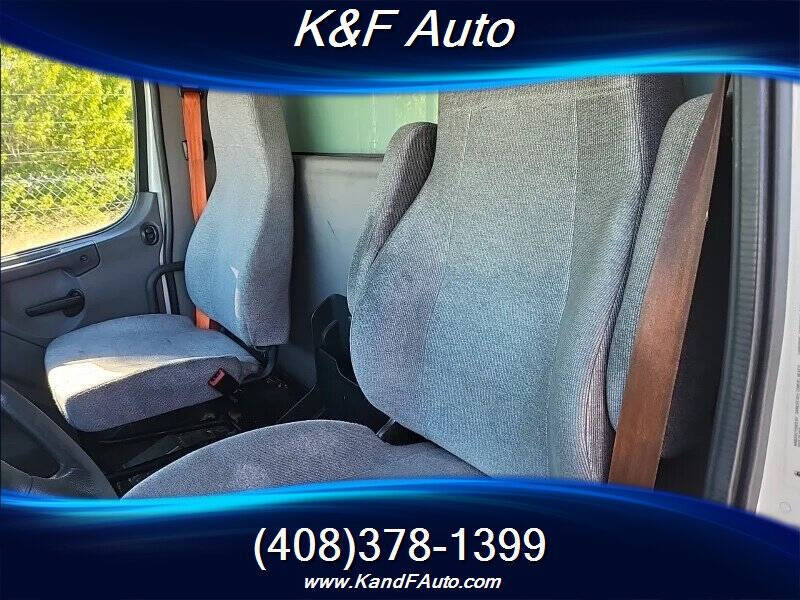 2018 Freightliner M2 106