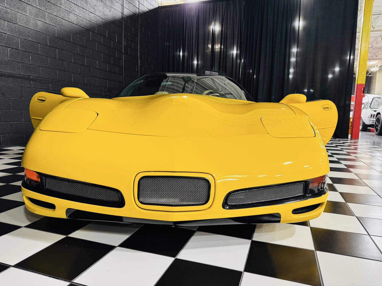 2001 Chevrolet Corvette 44